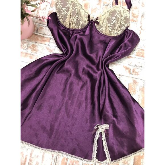 Vintage Ambrielle Plum Satin Babydoll Lingerie Trim Lace SZ Large Lightly Padded - Picture 4 of 9